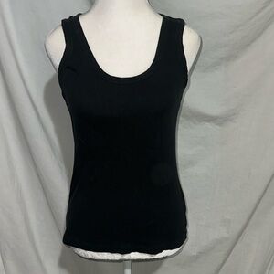 black ribbed Kristin Davis tank top size small